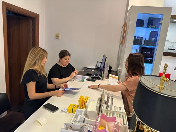 1 Банер 5Інформаційний матеріал ПМУ Виходь на світло фахівці Держпраці провели рейди торговими центрами Одеси