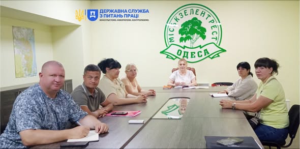 4 Банер Інформаційний матеріал ПМУ ОП«Одещина безпека тих, хто робить наше місто зеленим і затишним дбає про парки та сквери Одеси в умовах війни